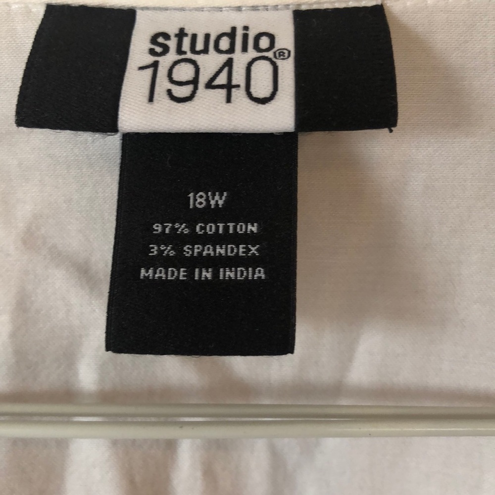 White Shirt - Picture 5 of 6